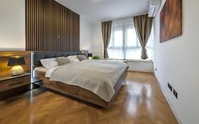 President Apartment With Sauna